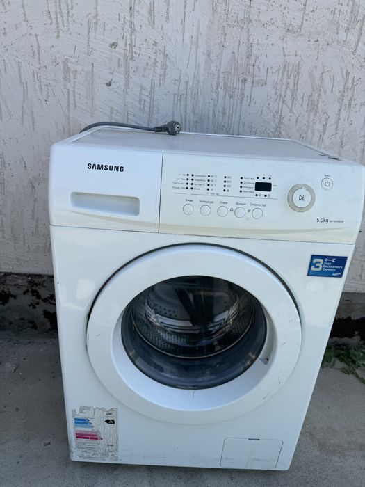 Продам стиральную машині