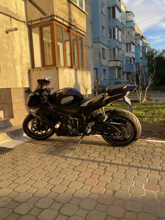 Suzuki GSX-R750 k6