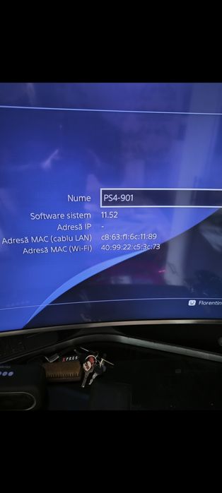 PS4 + 3 controller+10 jocuri și toate cablurile