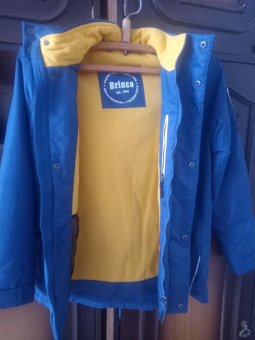 Продам куртка на мальчика