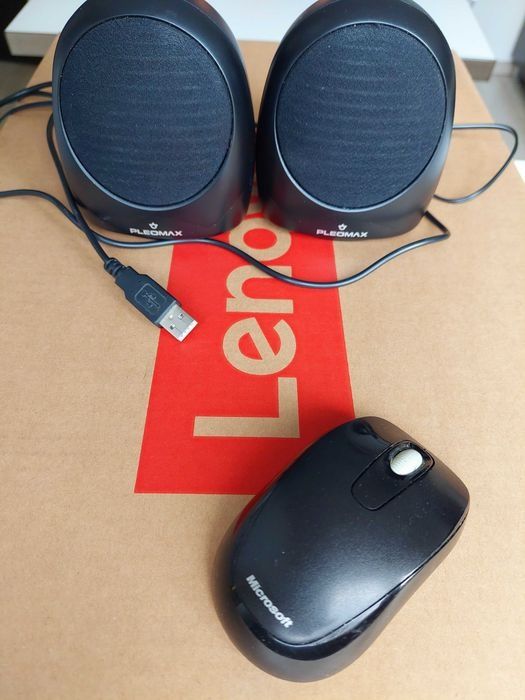 Laptop nou Lenovo V15 G4 IRU