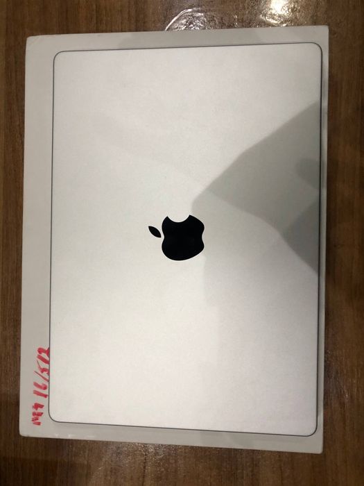 MacBook Pro M4 16/512