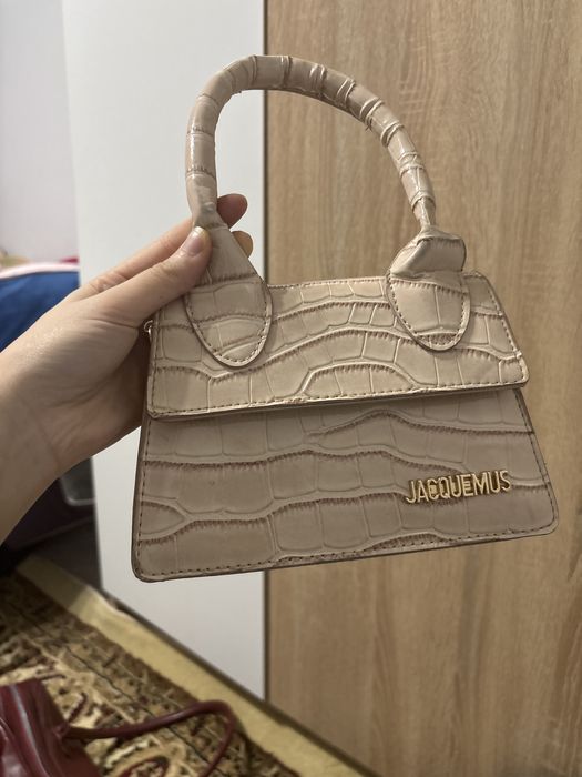 Сумки по 500 тг