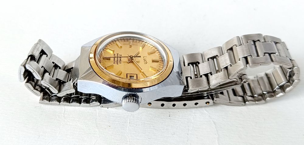 Лъч luch 21 j automatic - дамски механичен часовник(автоматик), с възможност и за ръчно навиване. ПРОФИЛАКТИРАН