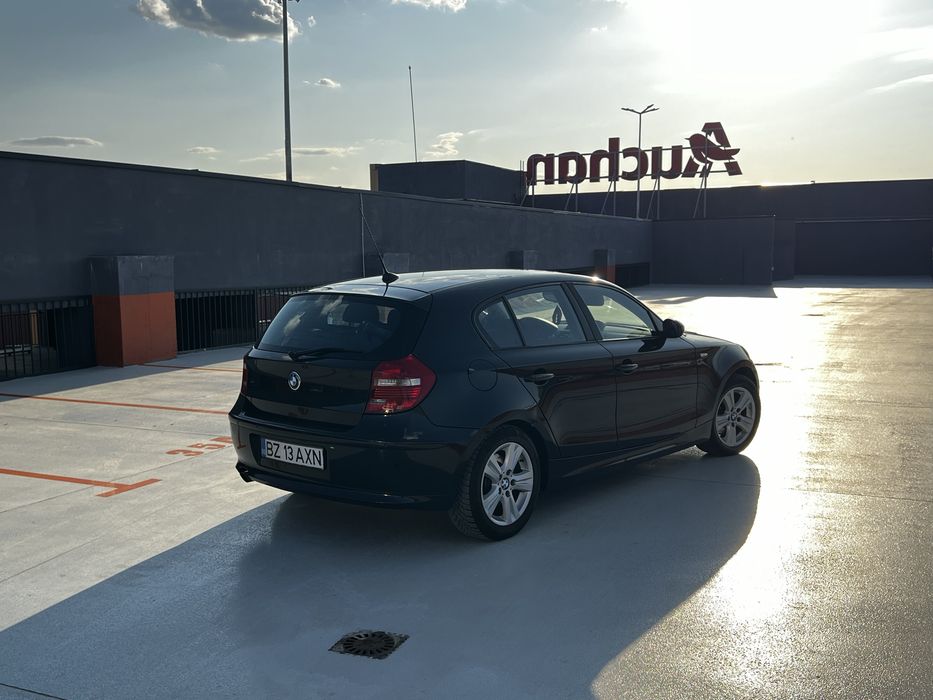 BMW 118d Facelift - Navigatie/Bi-Xenon/Euro 5
