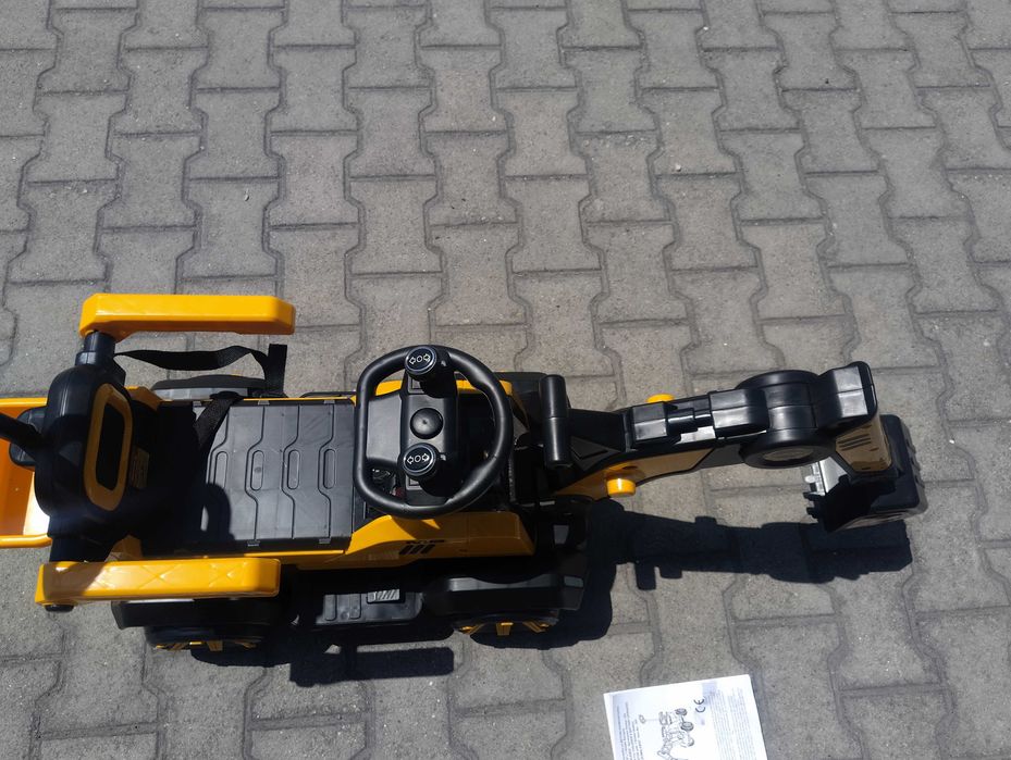 US Акумулаторен детски багер BUMBLEBEE