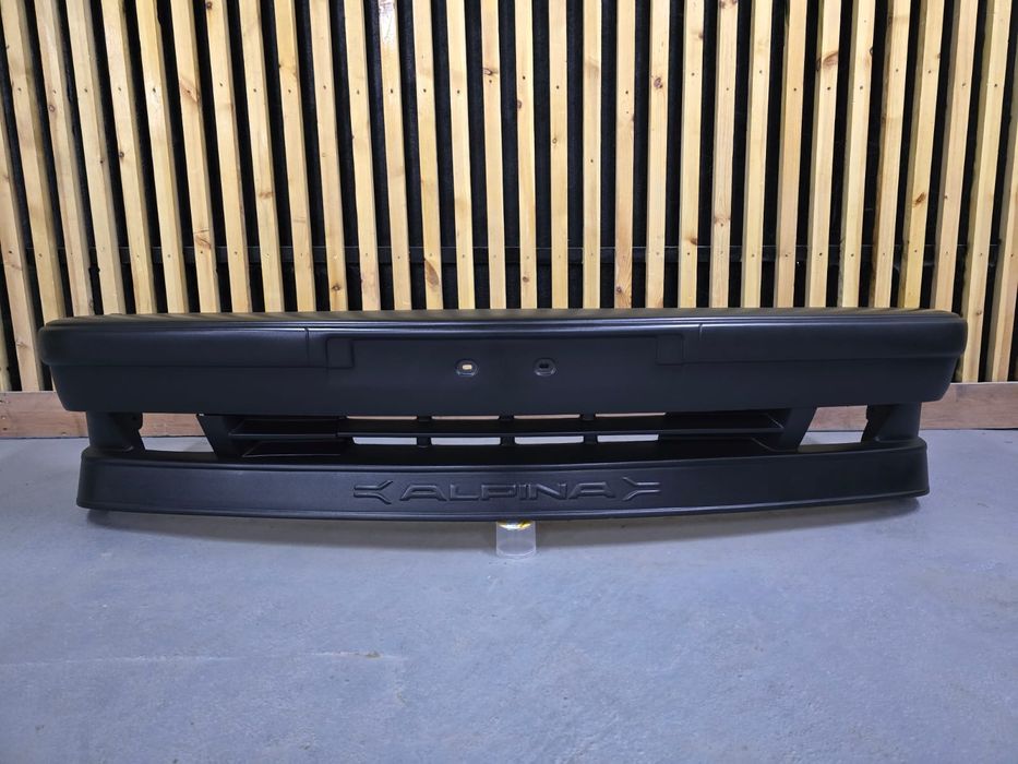 BMW E34 ALPINA передний бампер