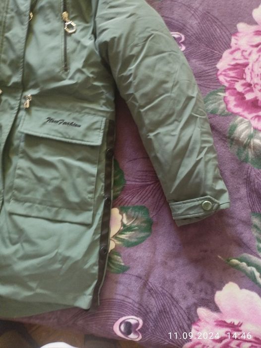 Куртка на девочку