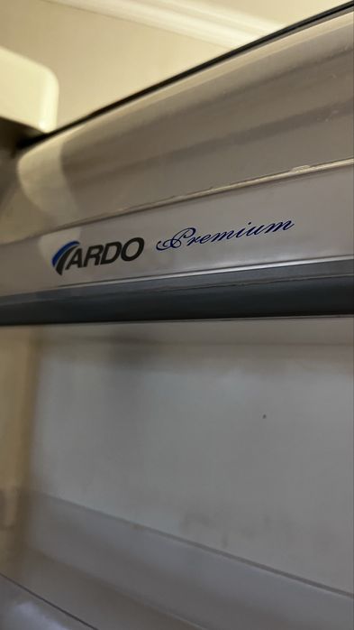 Продам холодник Бирюса ARDO