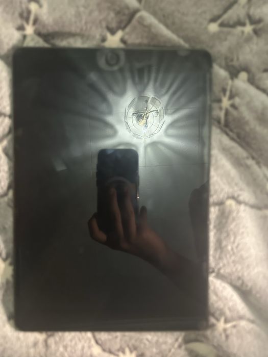 Продам айпад 9 generetion с apple pencil