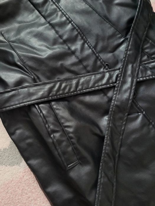 Pardesiu Armani Jeans M -L, 44 italian