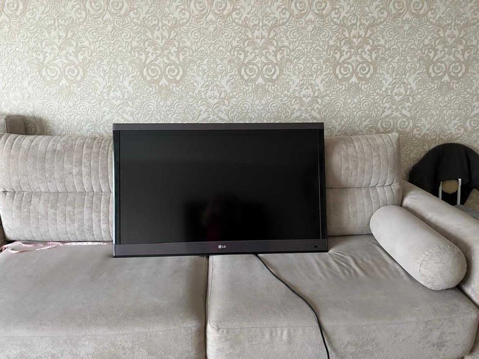 Телевизор LG б/у