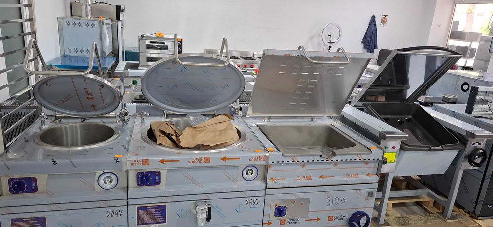 оборудование для кафе и ресторанов холодильник нержавейка (первый рук)