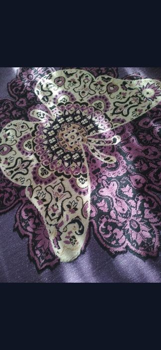 Продам ковер б.у в отличном состоянии