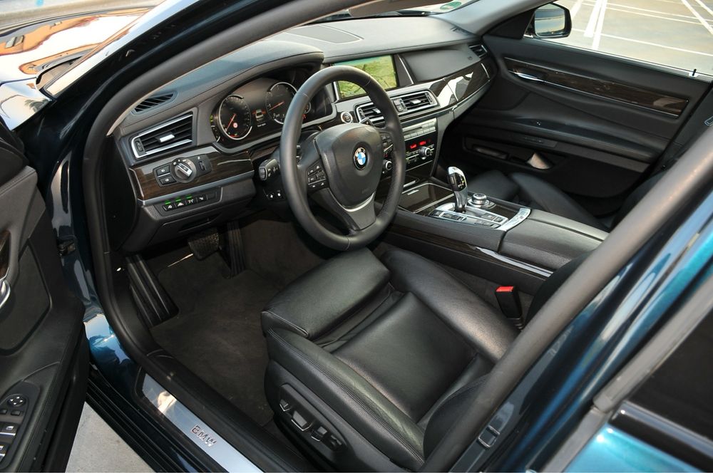 BMW Seria 7 2013 — imagine 5
