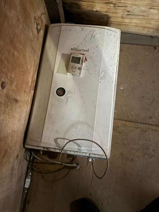 Настенный печ Kiturami