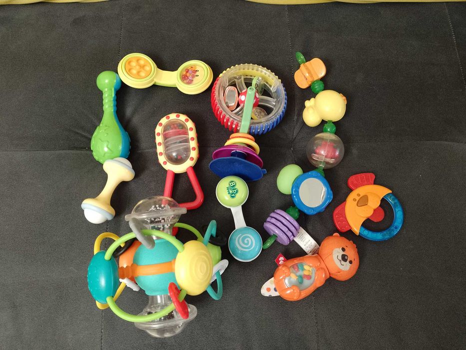 Лот от детски пролетни блузки и дънкови гащеризони