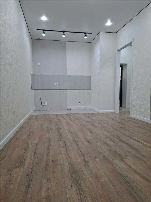 Продам 2 ком.кв Жк Кайынды