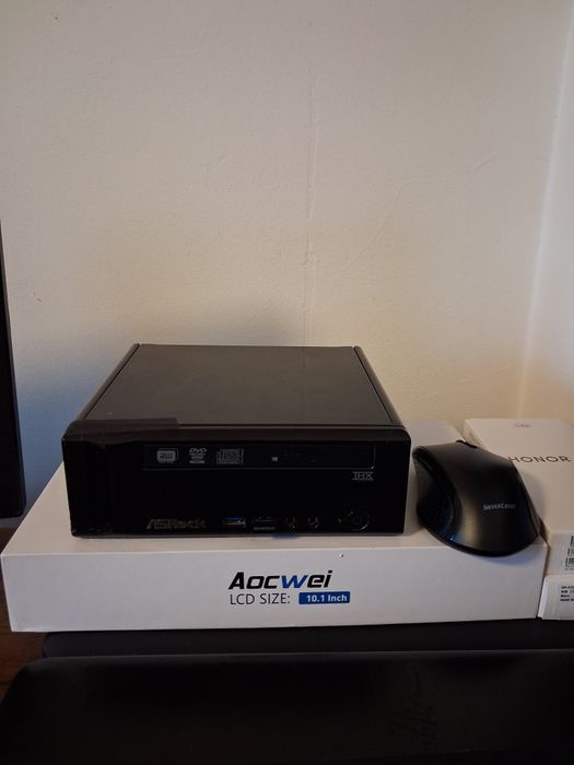 Mini PC i3 ssd + monitor Philips 20 inch i3 SSD