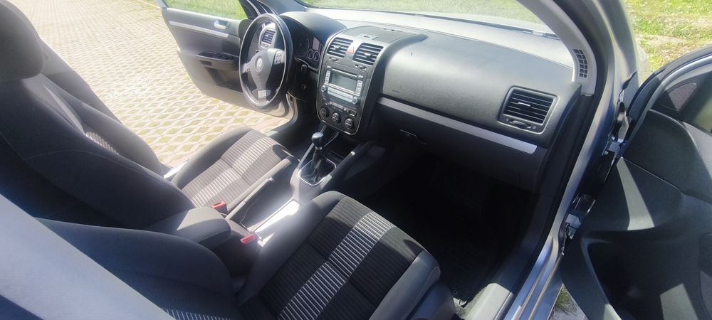 Vând Golf 5 2008