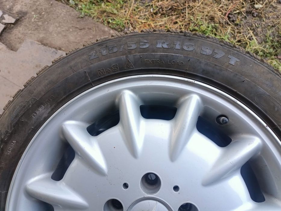 Зимний балон 215/55 R16 97