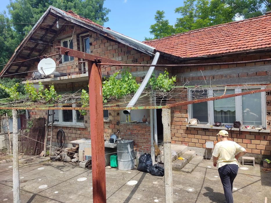 Къща в село Бодрово цена до края на годината