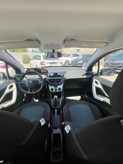 Peugeot 208 1.0 VTi Like Rate Avans 0 %