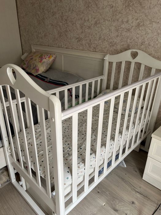 Продается детская кровать с матрасом