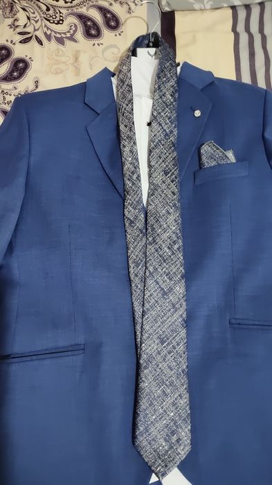 costum de cununie