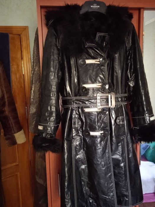 Дублёнка ,б/у ,тёплая , 46-48 размер , 7000 т