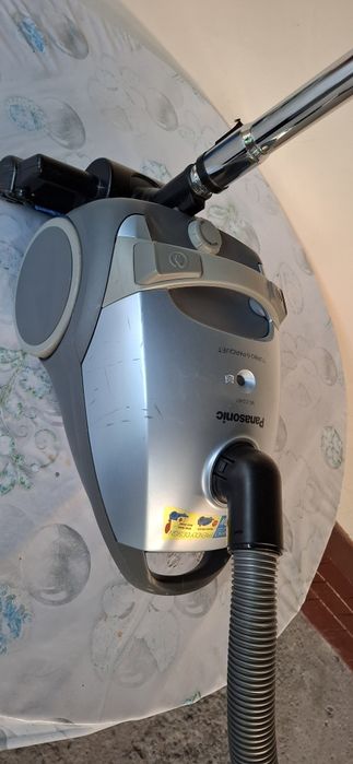 Пылесос Panasonic мощный