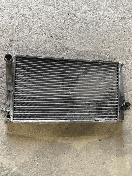 Воден радиатор BMW e90/91 318d/320d
