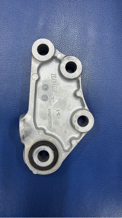 Подушки двигателя GM Шевроле Оникс .
