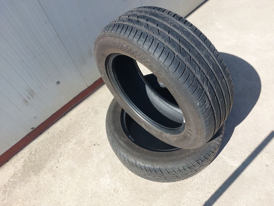 125 lei bucata! Doua anvelope de vara 205 55 r16  Lassa Driveways! 7 mm