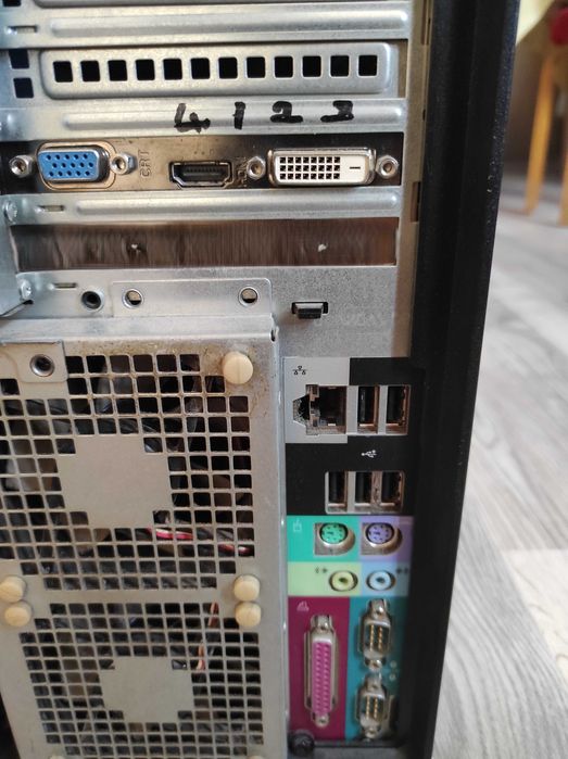 Компютър Dell Дел прецижън precision 490