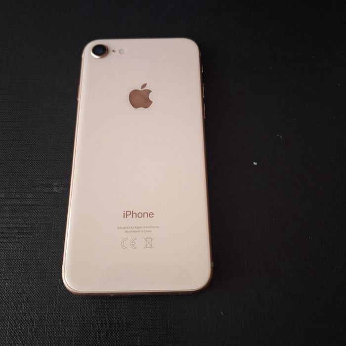 IPhone 8  -  рабочем