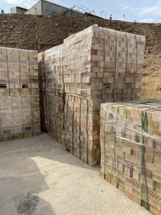 Armada  G’ishtlari Ulgurji narxlarda sotiladi.