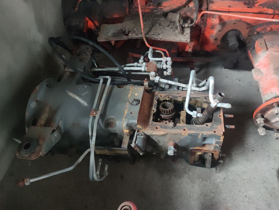 Piese cutie tractor fendt 308