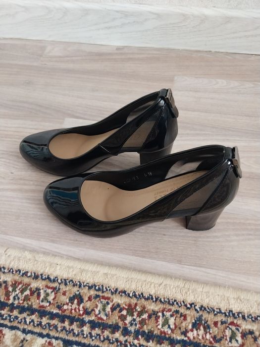 Туфли лакированные