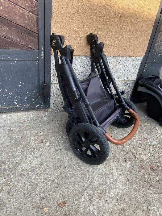 Количка Kinderkraft 3in1 зимен кош, летен кош и столче за кола