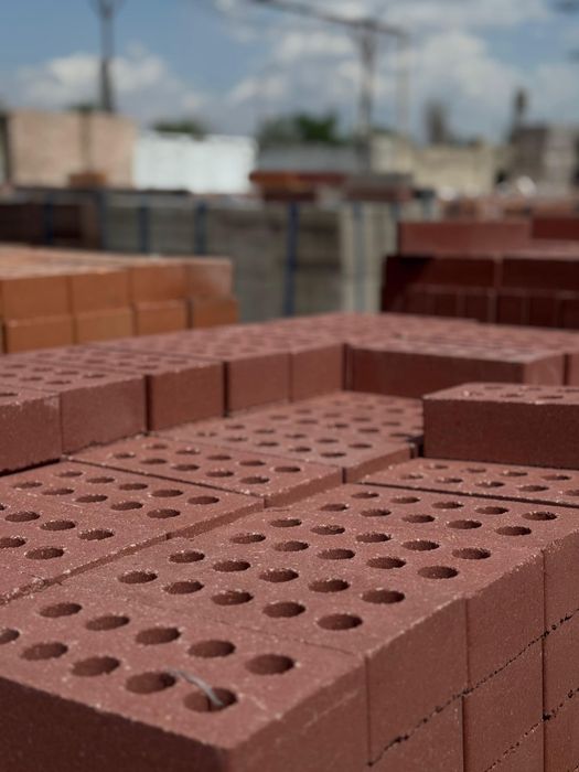 Облицовачный кирпич 65т.г