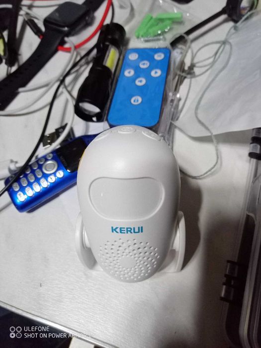 Alarma cu sensor de miscare, telecomanda