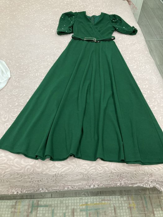 Официална рокля размер 40