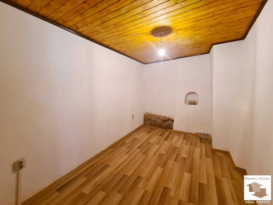 Продава се Къща в Велико Търново, Център - 230 кв.м за 1283 €/кв.м - Снимка #14