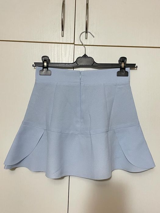 Fuste NOI 40 lei Missguided/BERSHKA