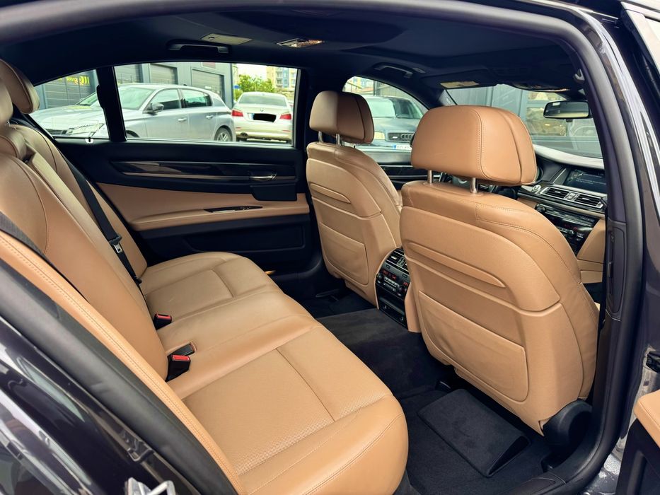 BMW 750Lxi - 2015 - €9999