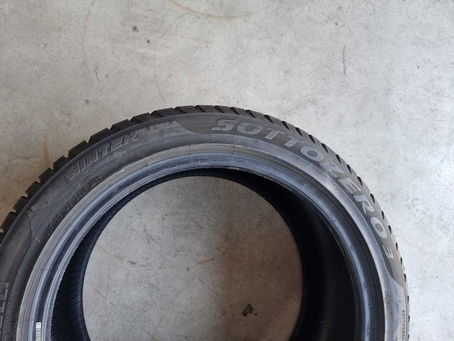 Anvelopa IARNA 235.45.18 'Pirelli Sottozero 3' [dot 2023] ; ca NOUA
