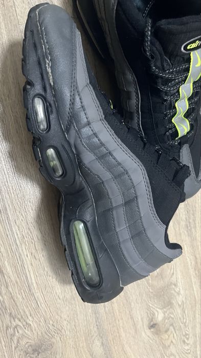 Кроссовки NIKE !!