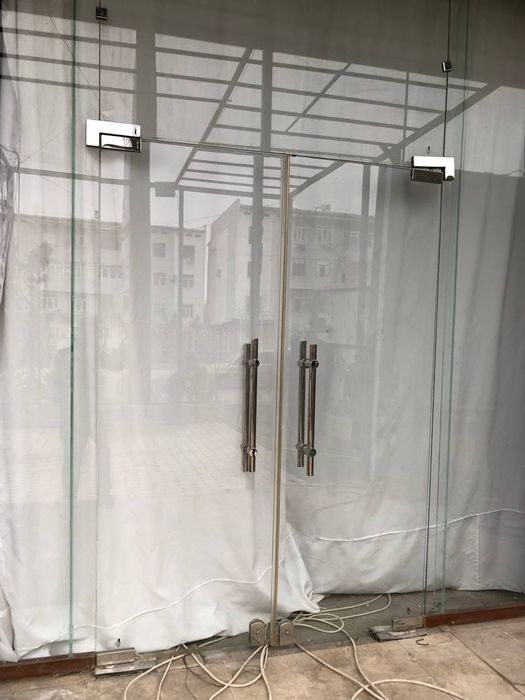 Шиша витраж эшик сотилад