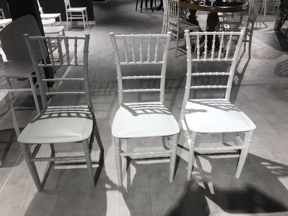 Scaune Chiavari Tiffany